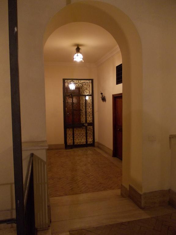 Apartamento Luxury Ai Banchi Nuovi Roma Exterior foto